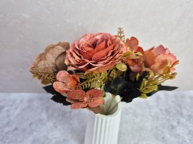 Ramo flores artificiales vintage